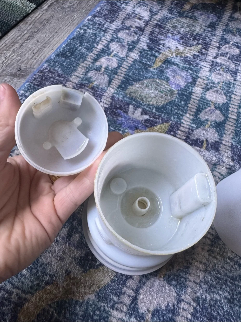 Vitruvi white ceramic