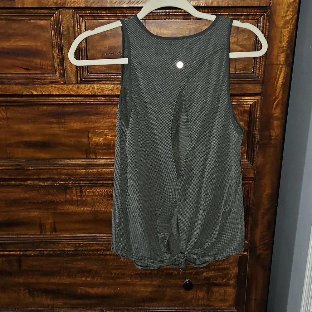 Lululemon Open Back Tank Top, Green! P2P Is 16