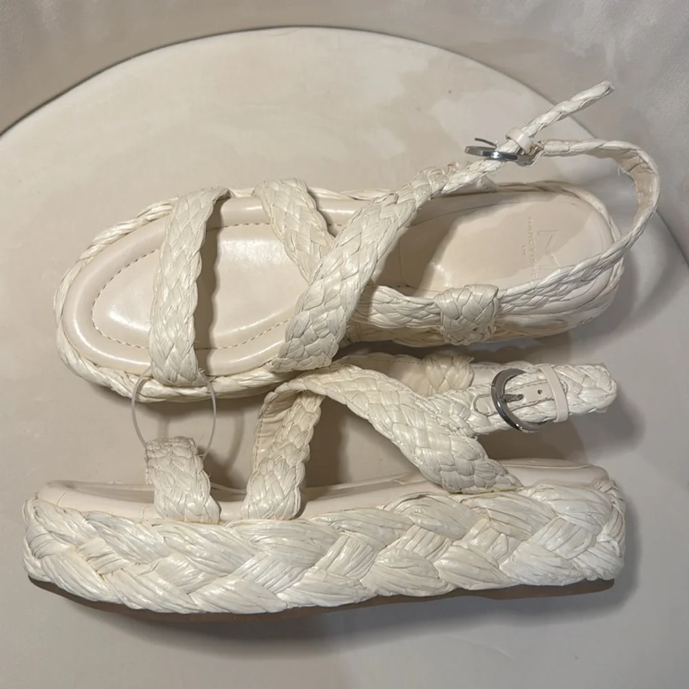 NWOT no box. Marc Fisher Genie Platform Sandals Shoes Women’s Size 9.5. Cream.