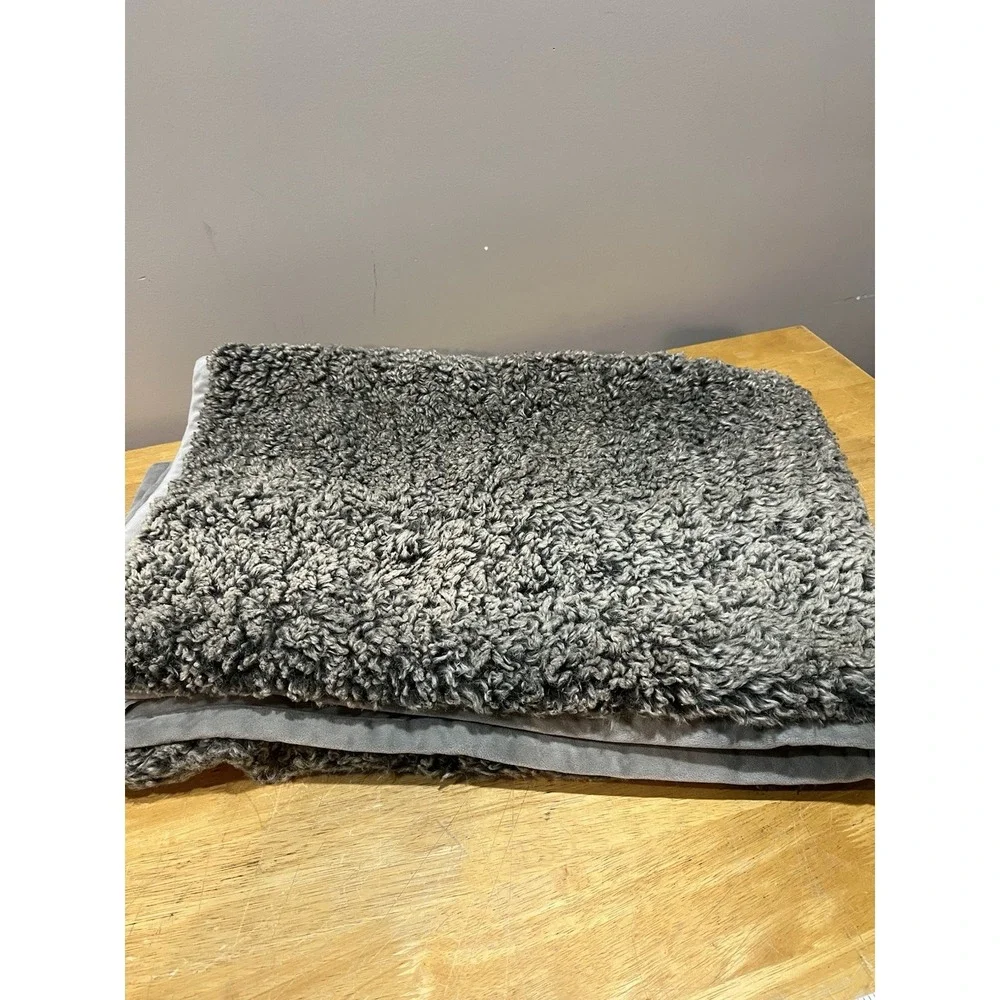 Pottery‎ Barn Faux Fur Throw Curly Lamb 50x60