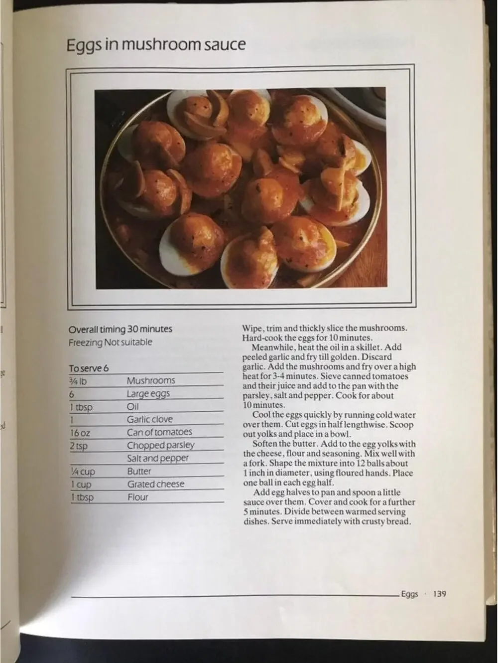 Vintage Cookbook, The Cooks Color Treasury, Large Pictorial Cook Book, 1982,