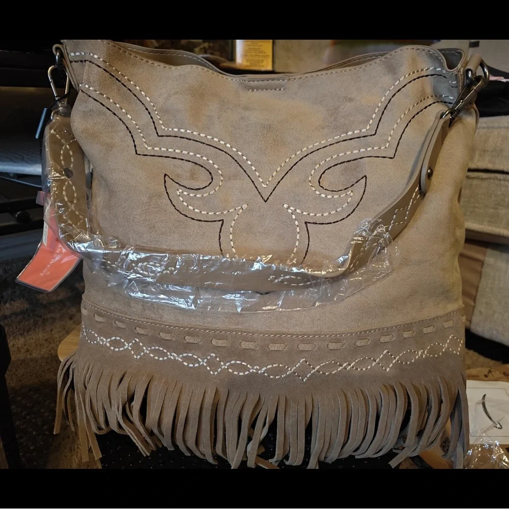 N/A unique western