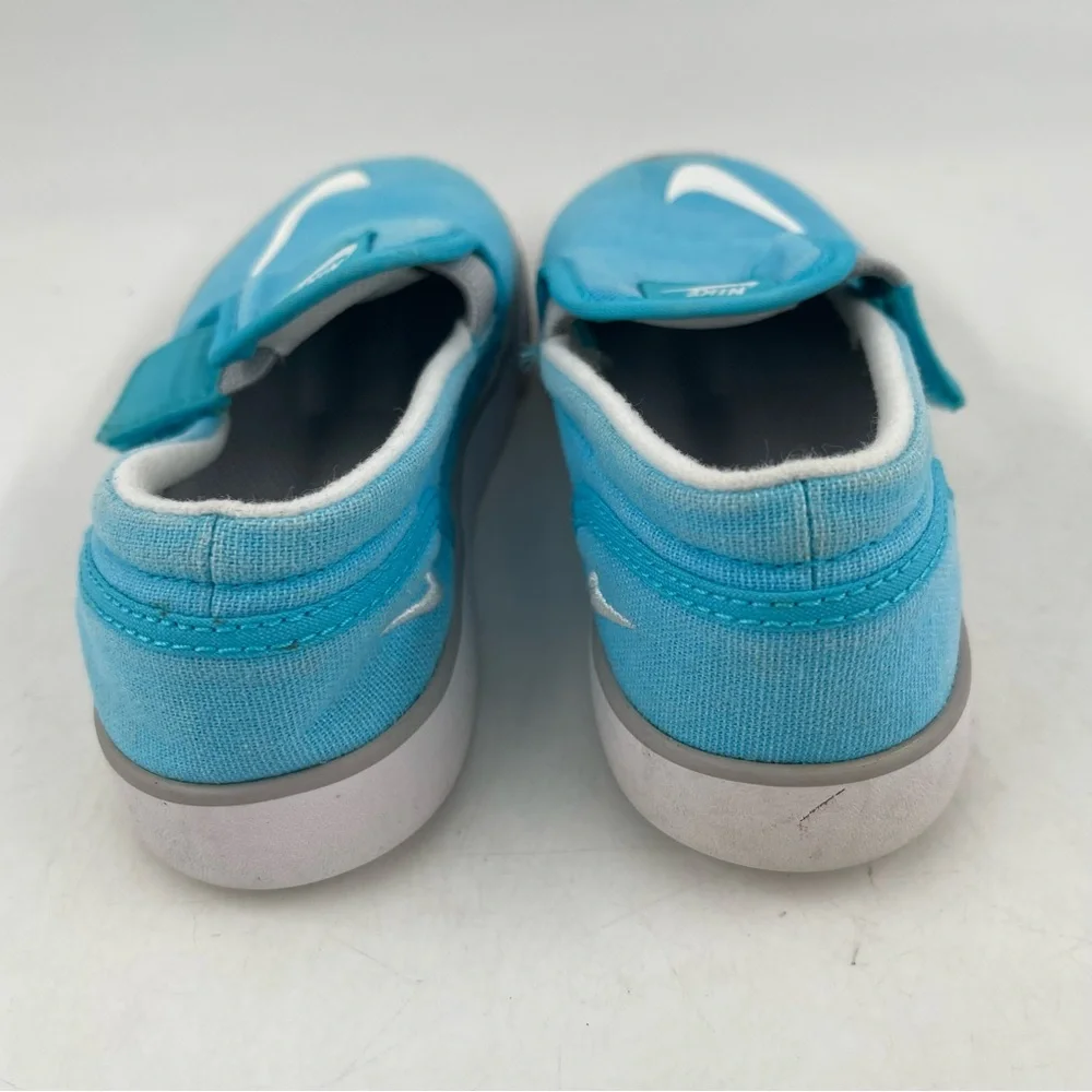 Nike excellent preowned