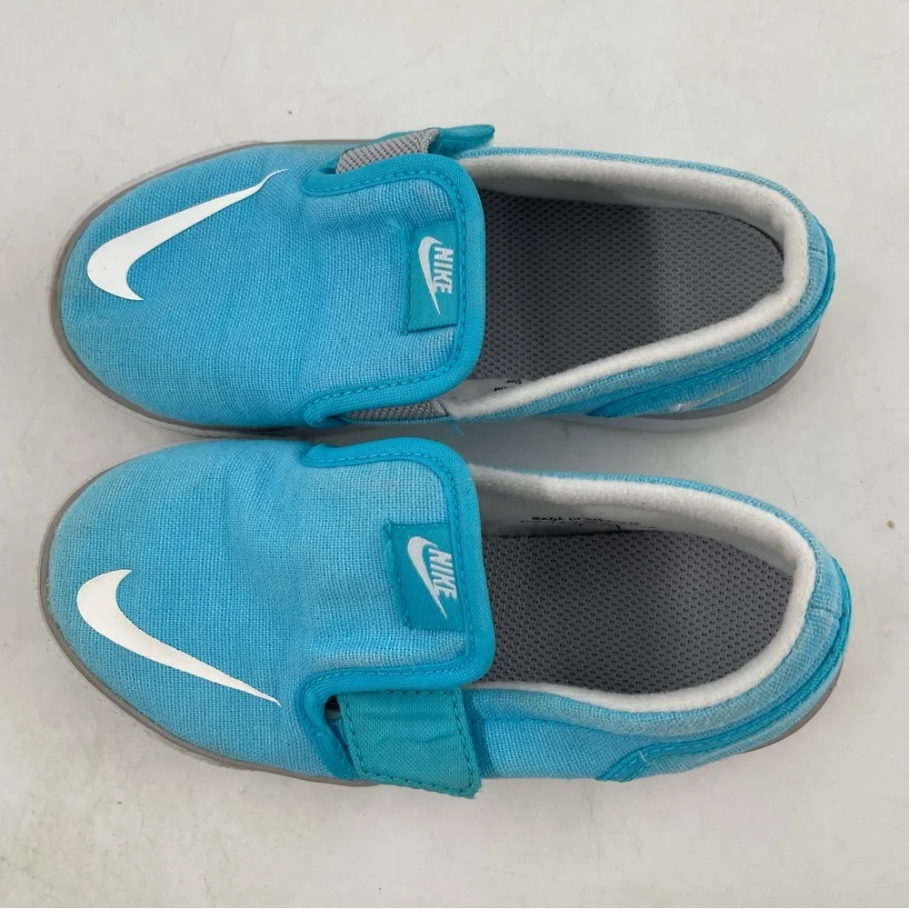 Nike excellent preowned