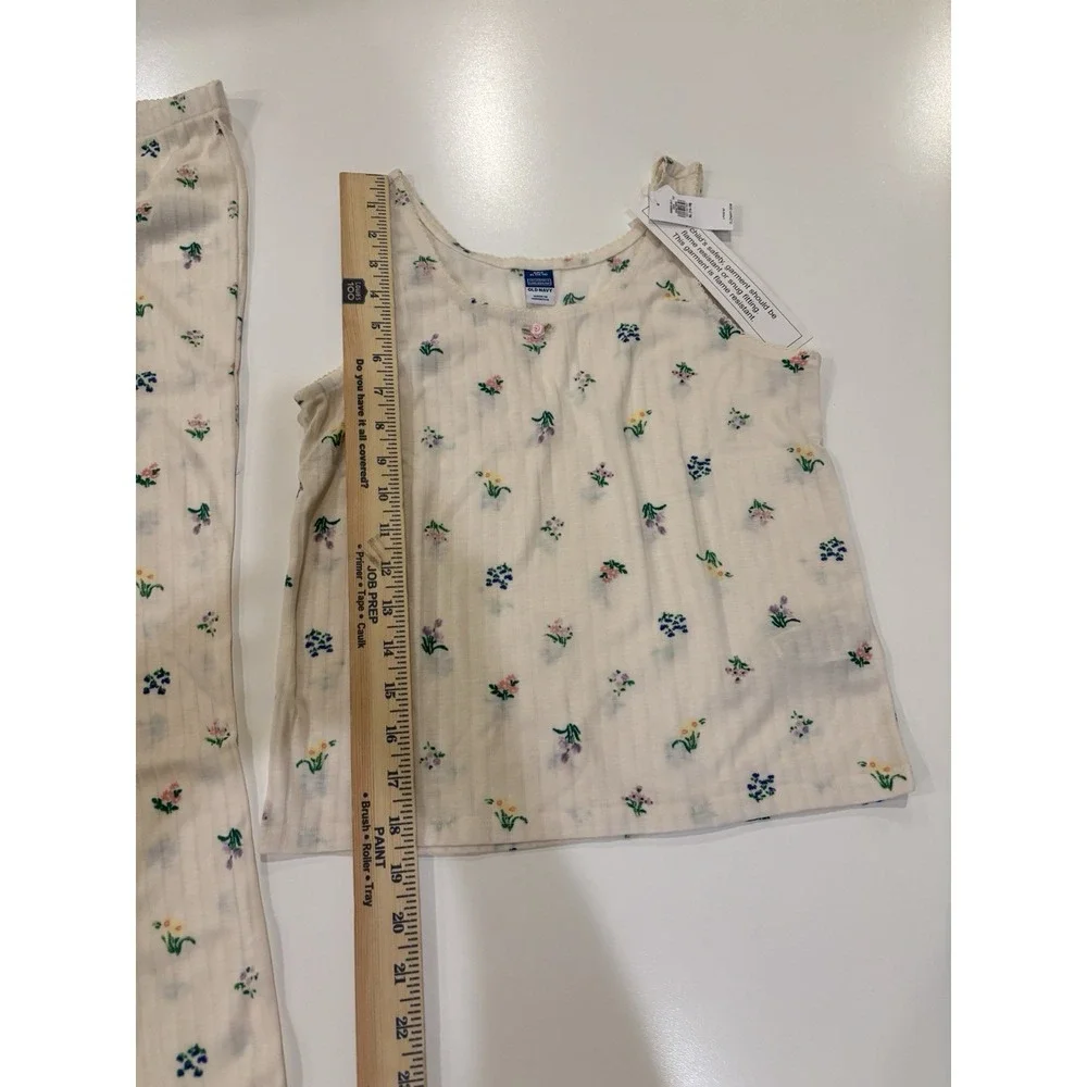 Old Navy while design pants