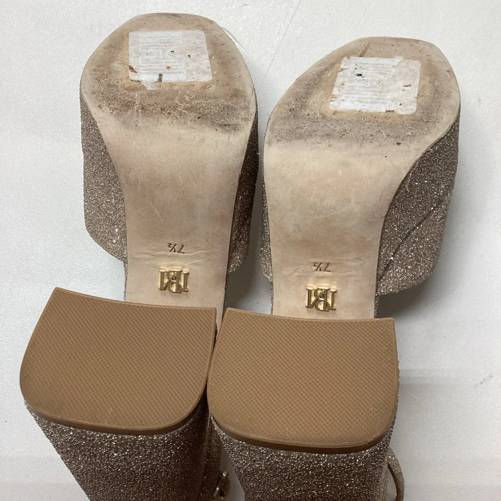 Badgley Mischka Jayda Ankle‎ Strap Platform Pumps Size 7.5