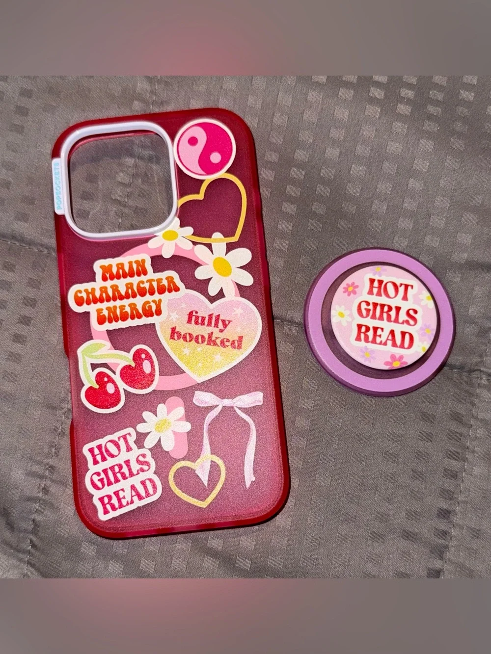 Bookish iPhone 16 Pro Case & pop socket