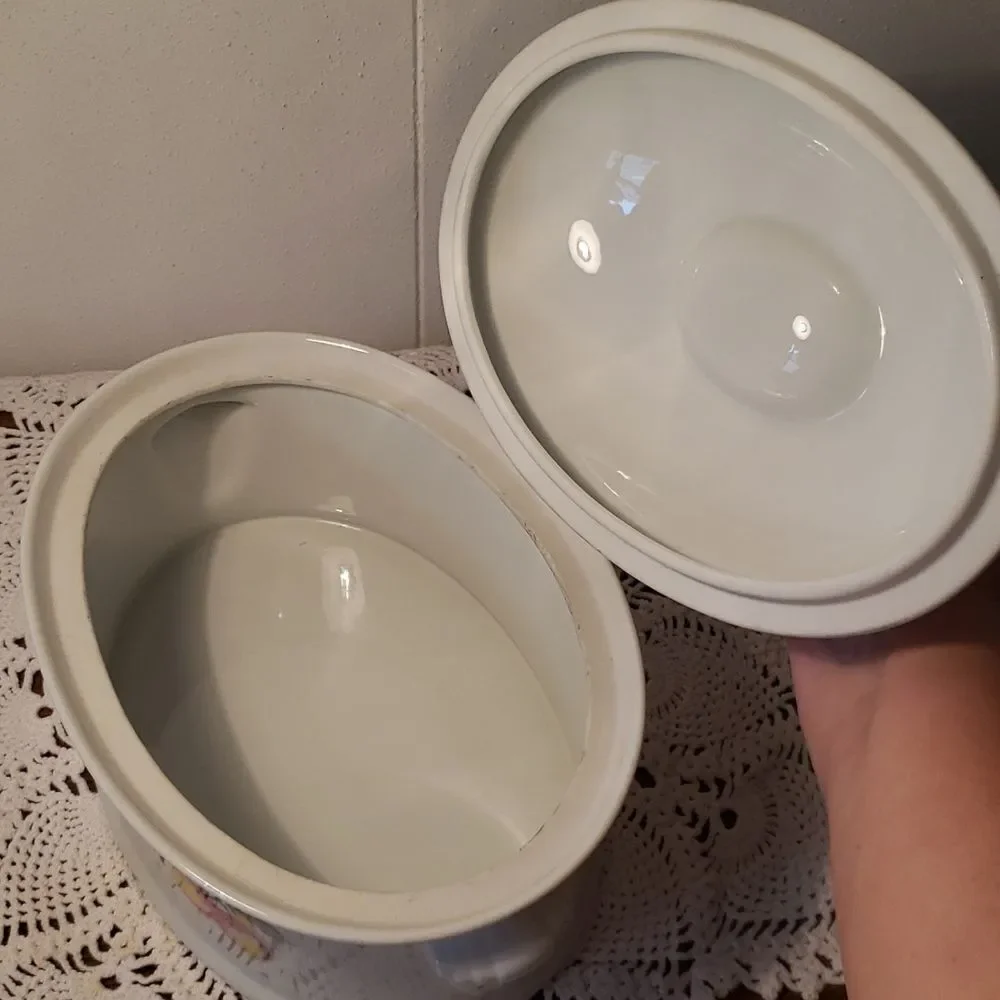 Vintage cracks ceramic