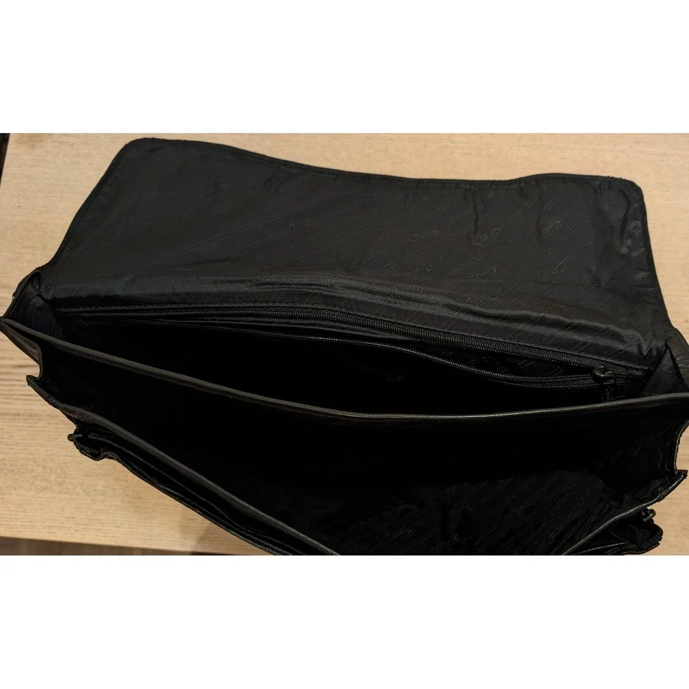Scully black leather