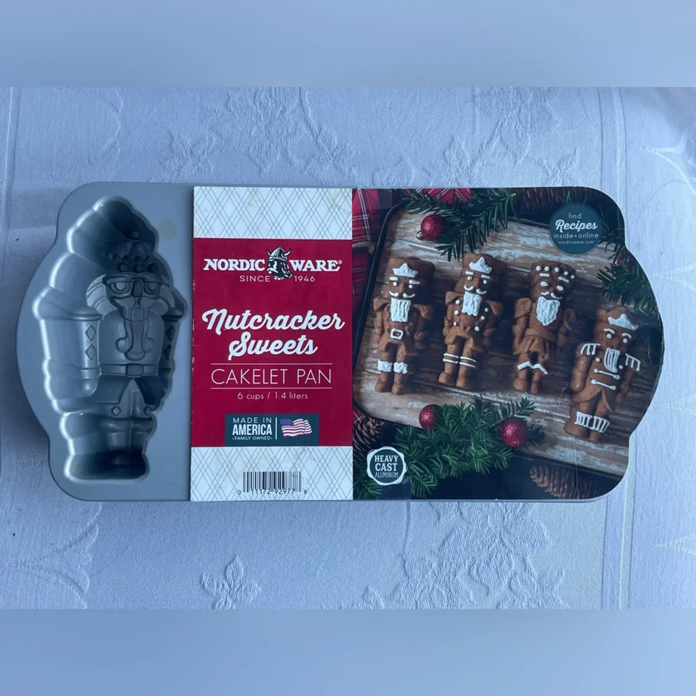 Nordic Ware Nutcracker Sweets Heavy Cast Aluminum Cakelet Pan Christmas Mold