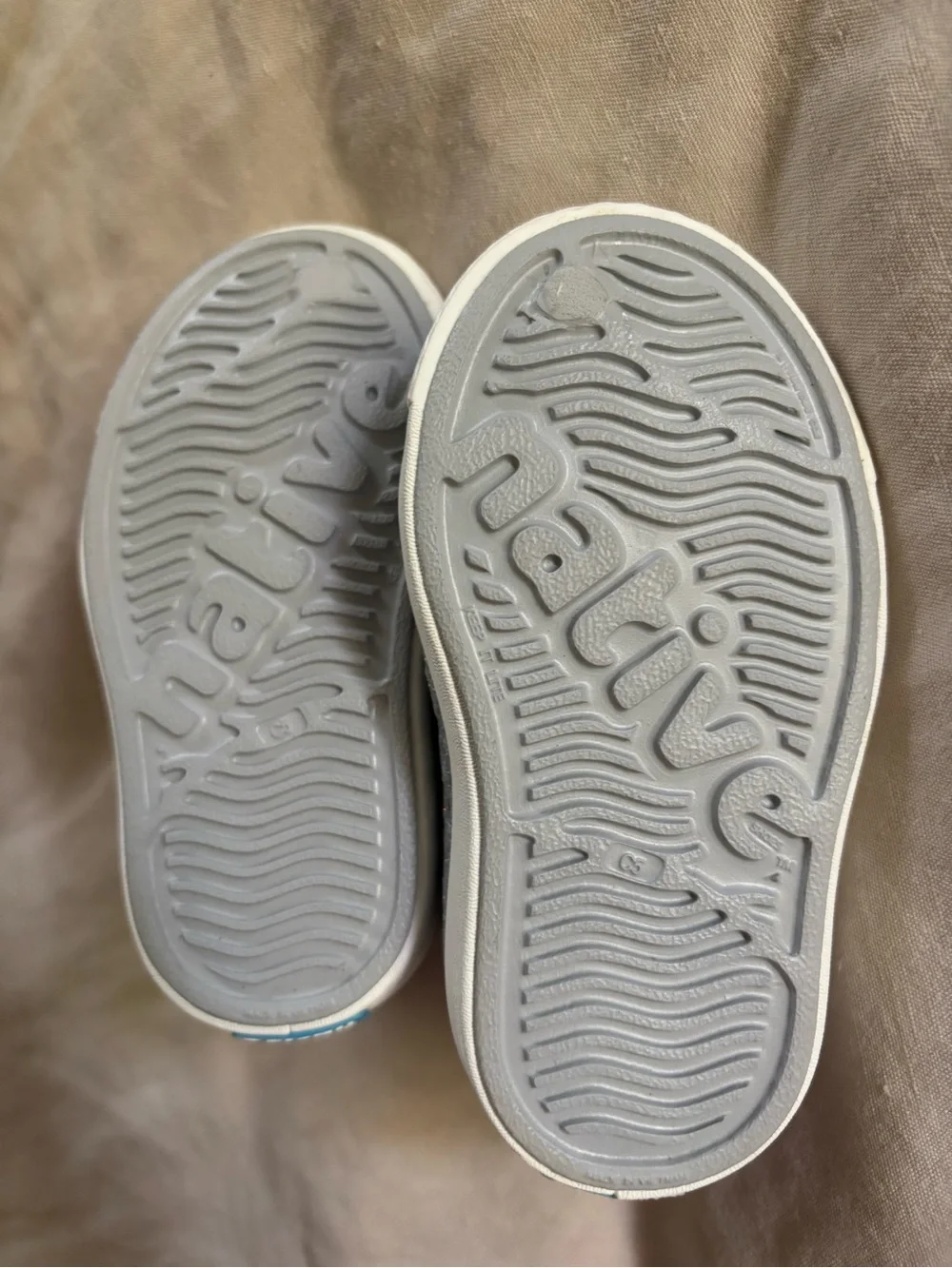 Native kids Glitter Slip-On Shoes - Silver