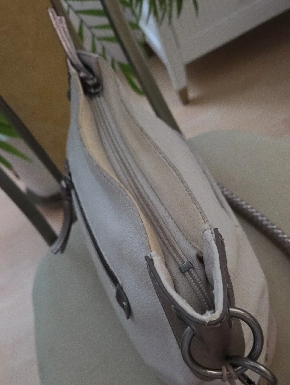 The Sak ivory gray