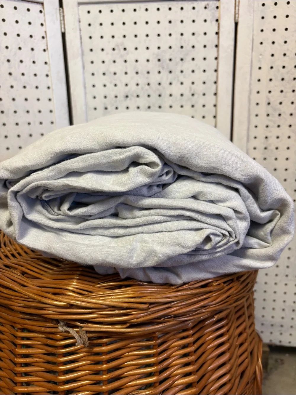 H&M light gray