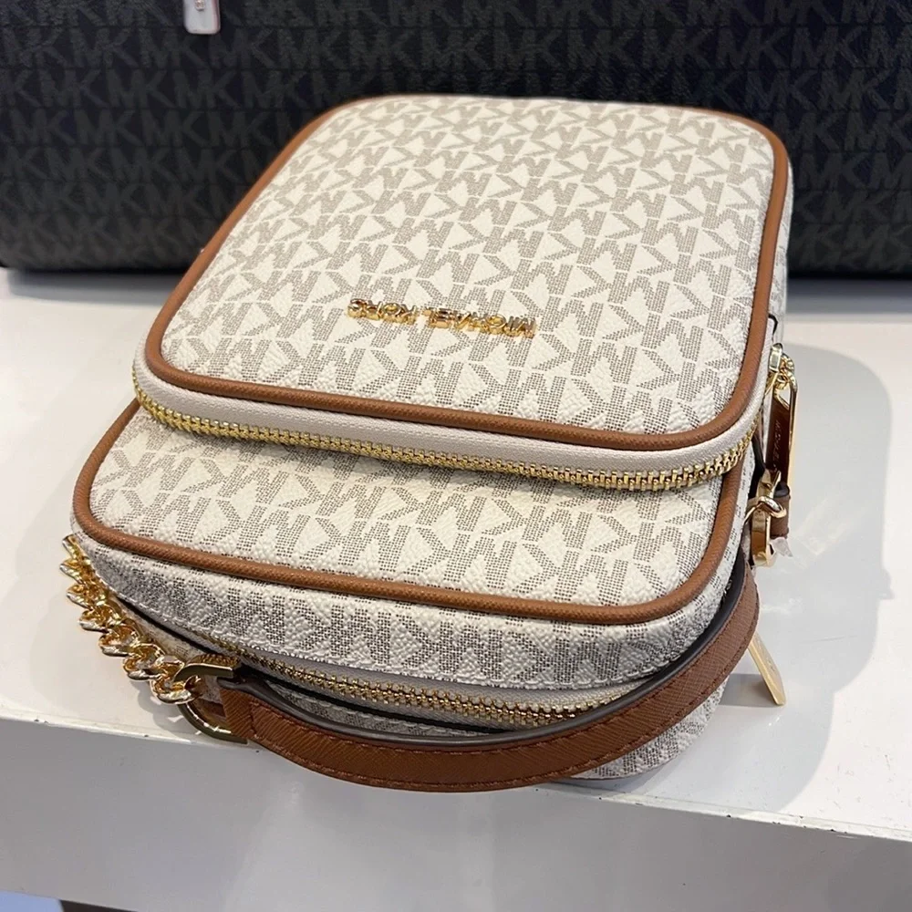 MICHAEL KORS  Jet Set Travel Medium Logo Crossbody Flight Bag # 35F1GTVC2B NWT