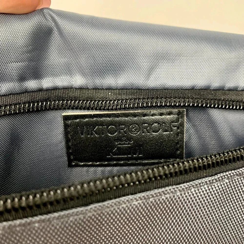 Viktor & Rolf measurements edition viktor