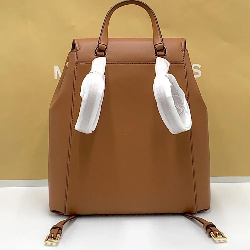 MICHAEL KORS PHOEBE MEDIUM DRAWSTRING BACKPACK VANILLA/ BROWN SIGNATURE COLOR