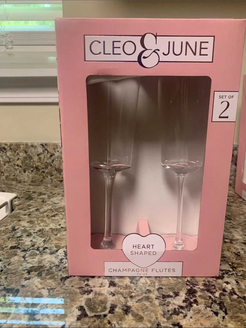 Cleo & June Heart Shaped Champagne Flutes - Pink Box