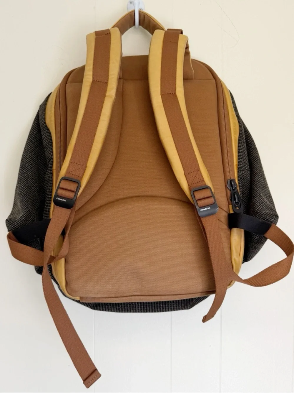 Cote & Ciel stylish charcoal