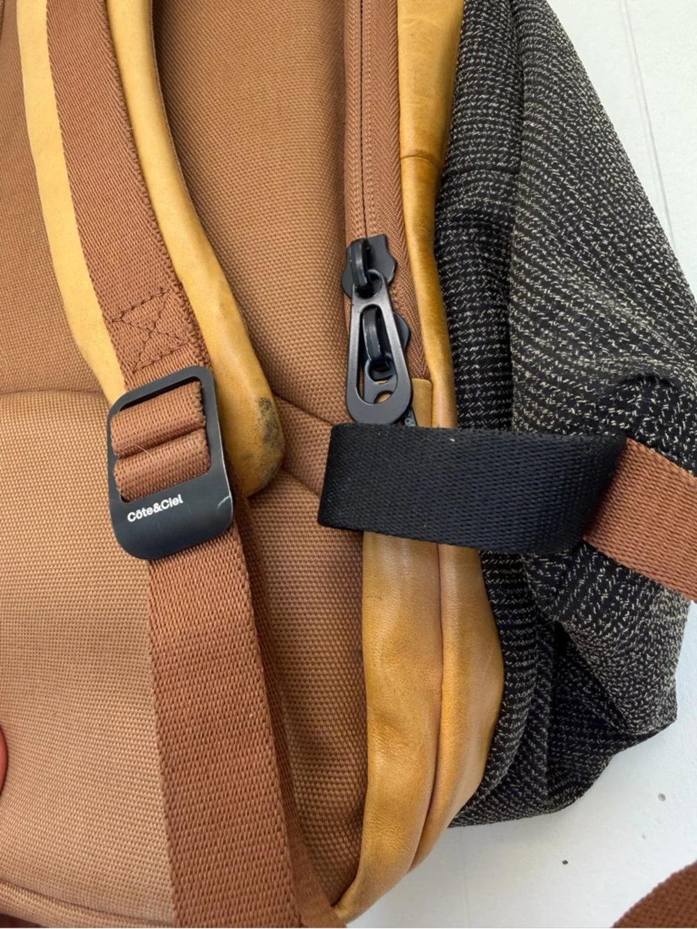Cote & Ciel stylish charcoal