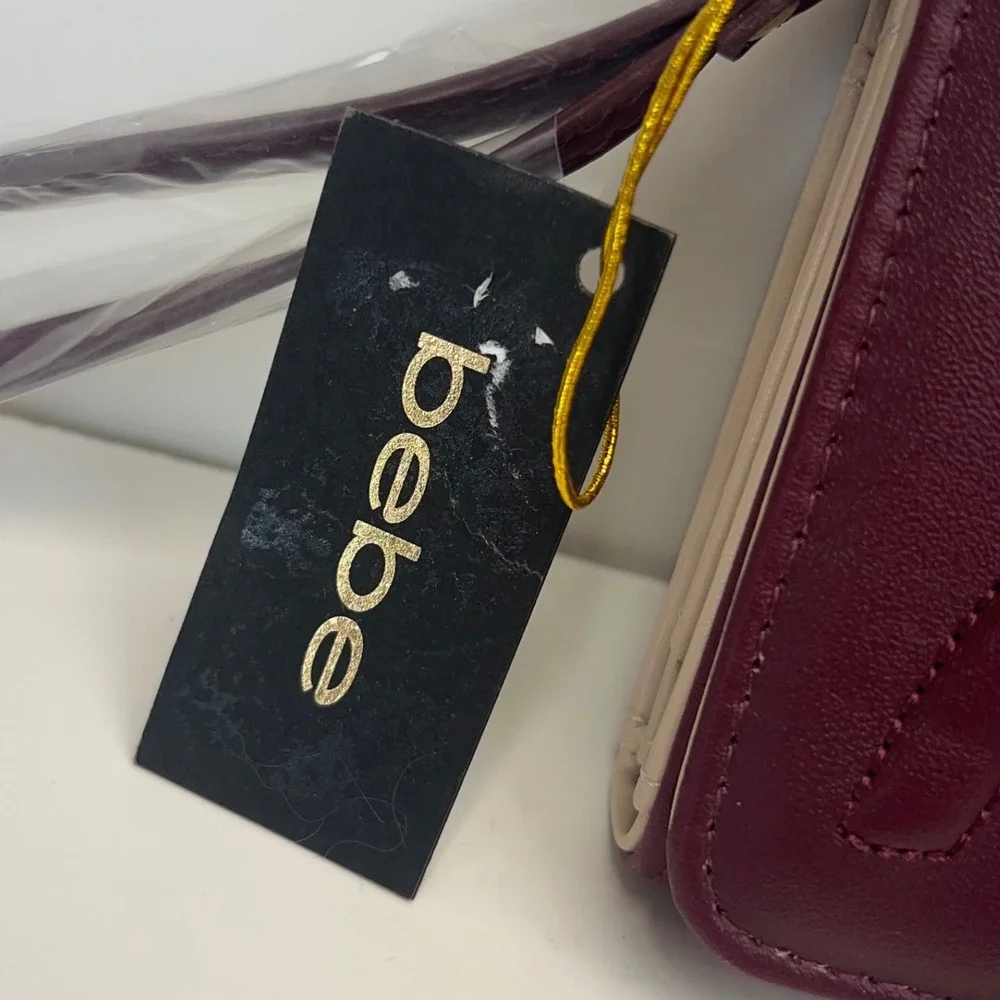 bebe louisa trifold