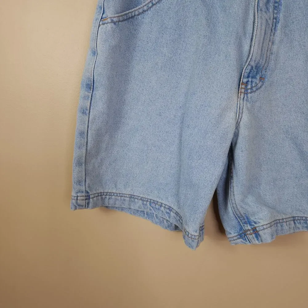 Vintage gently used