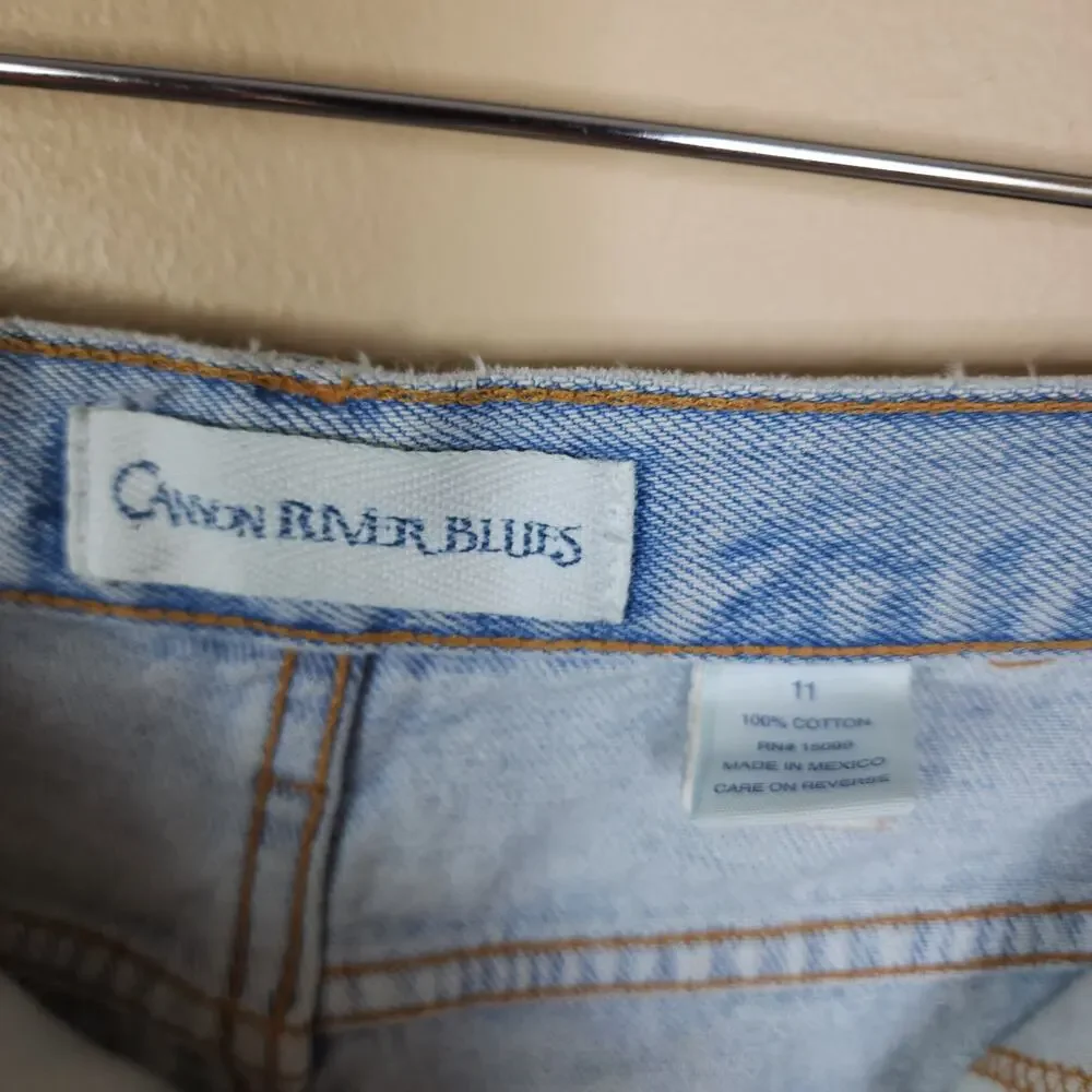 Vintage gently used