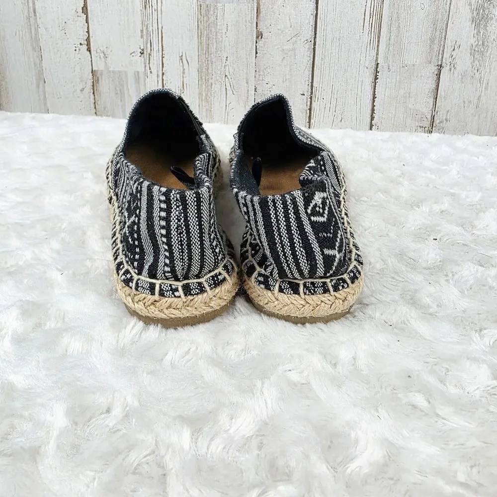 Minnetonka chic espadrilles