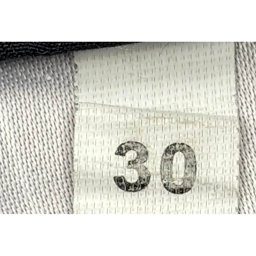 Hurley pinstripe feature