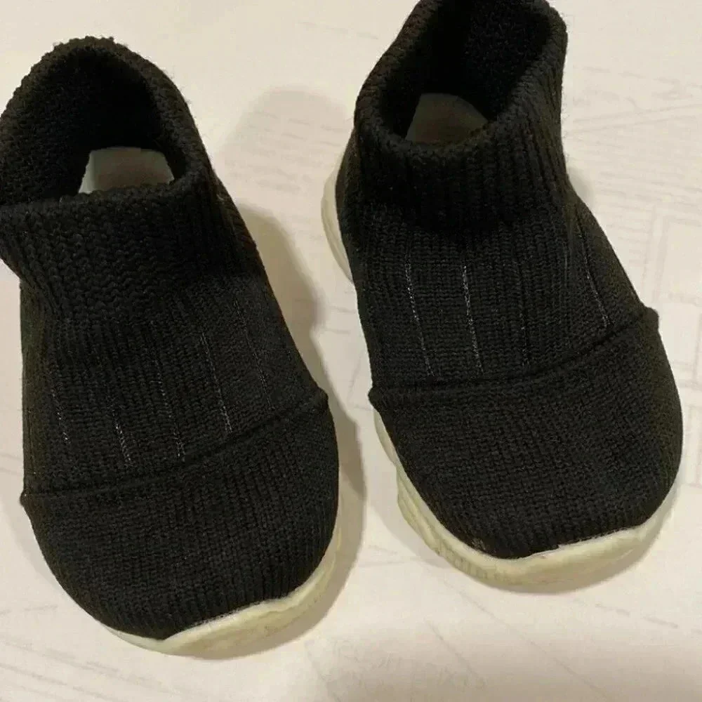N/A baby shoes