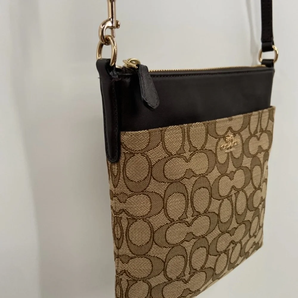 Coach bag north