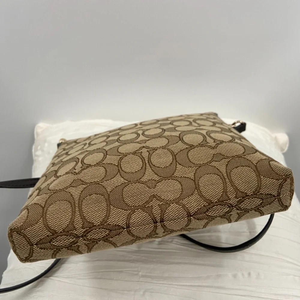Coach bag north