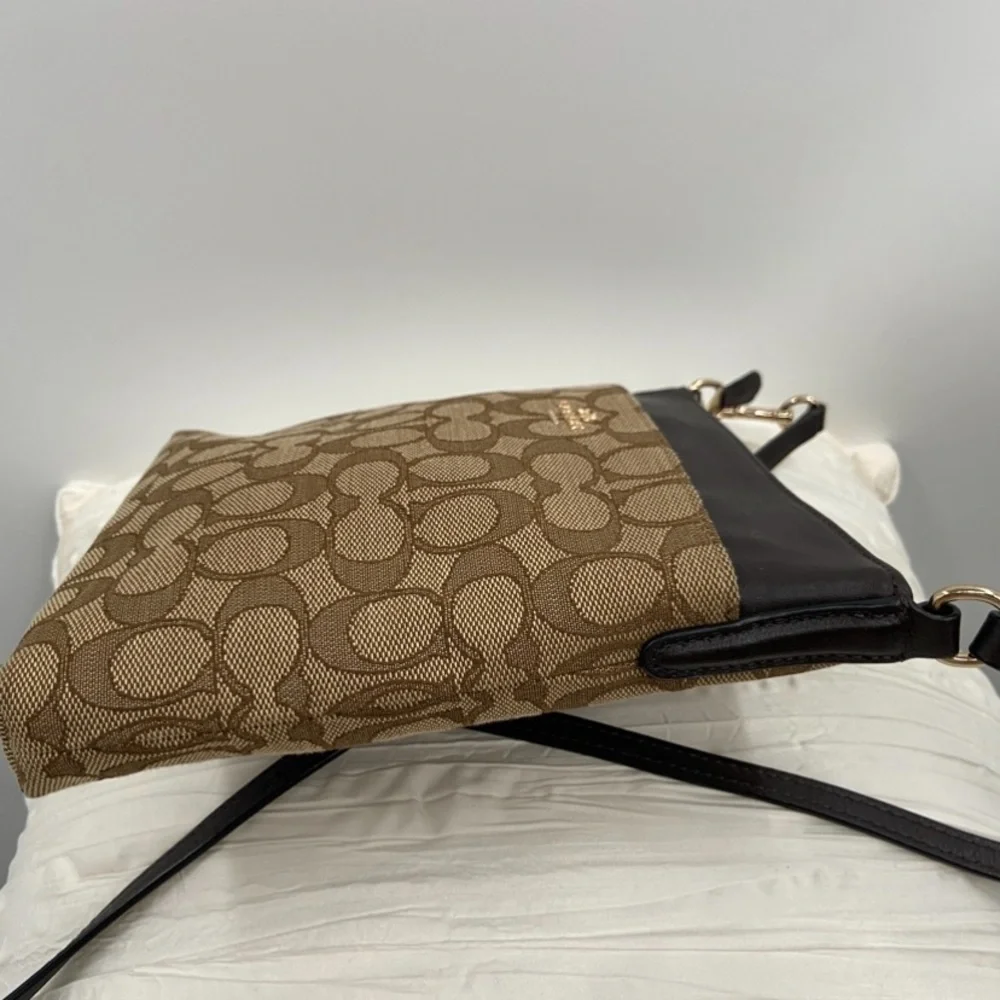 Coach bag north