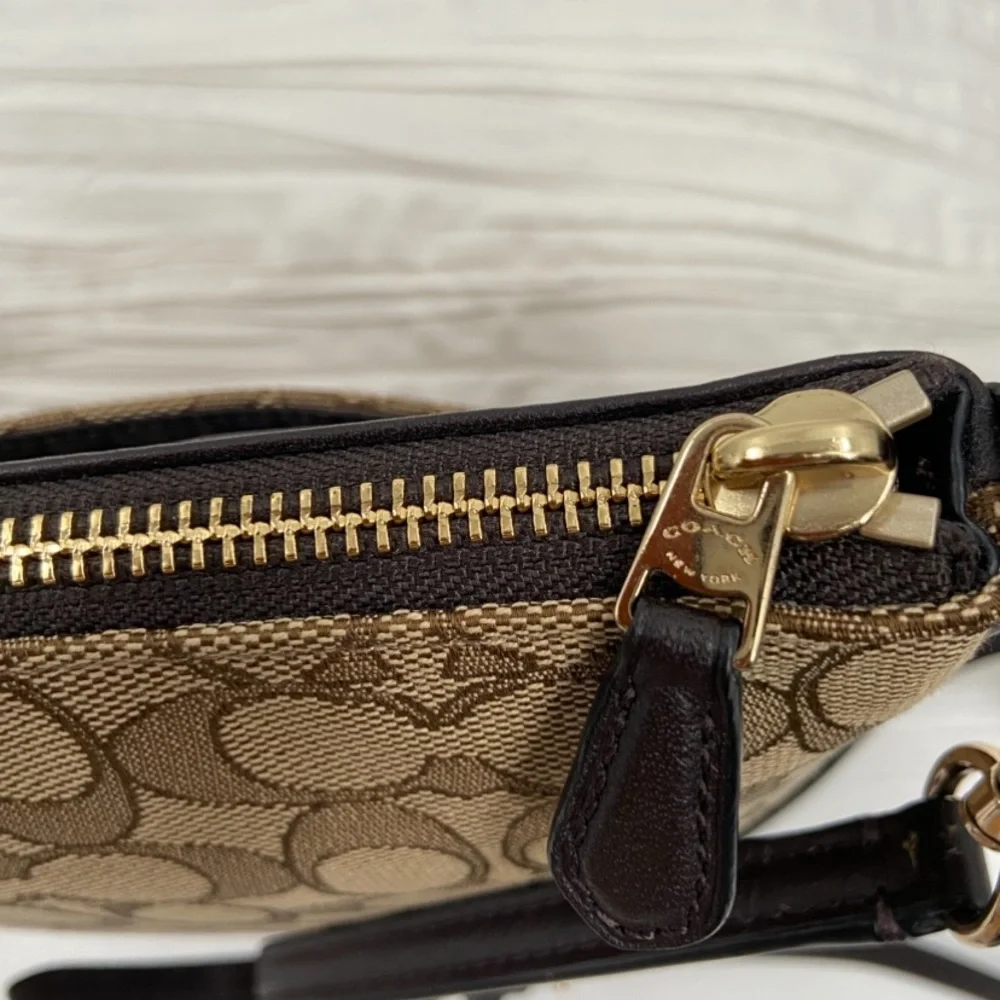 Coach bag north
