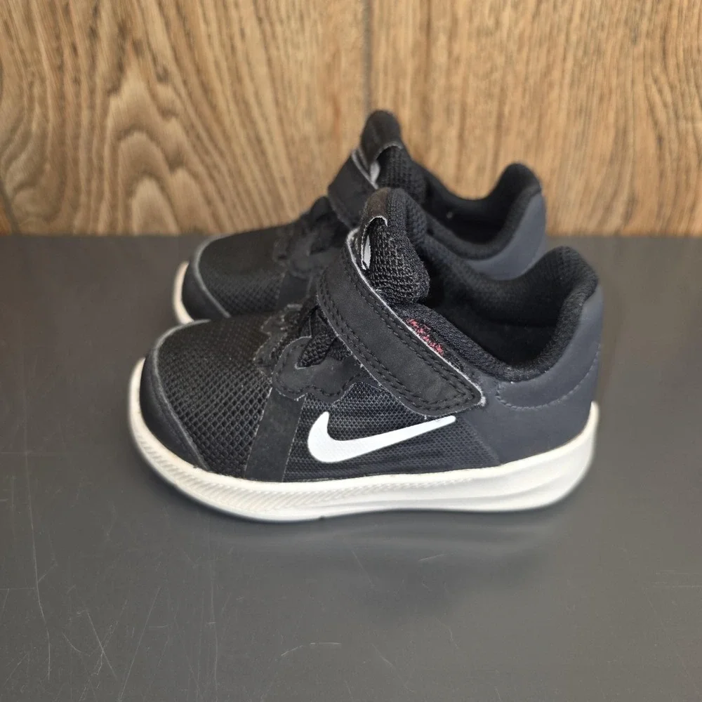 Nike strap everyday swoosh