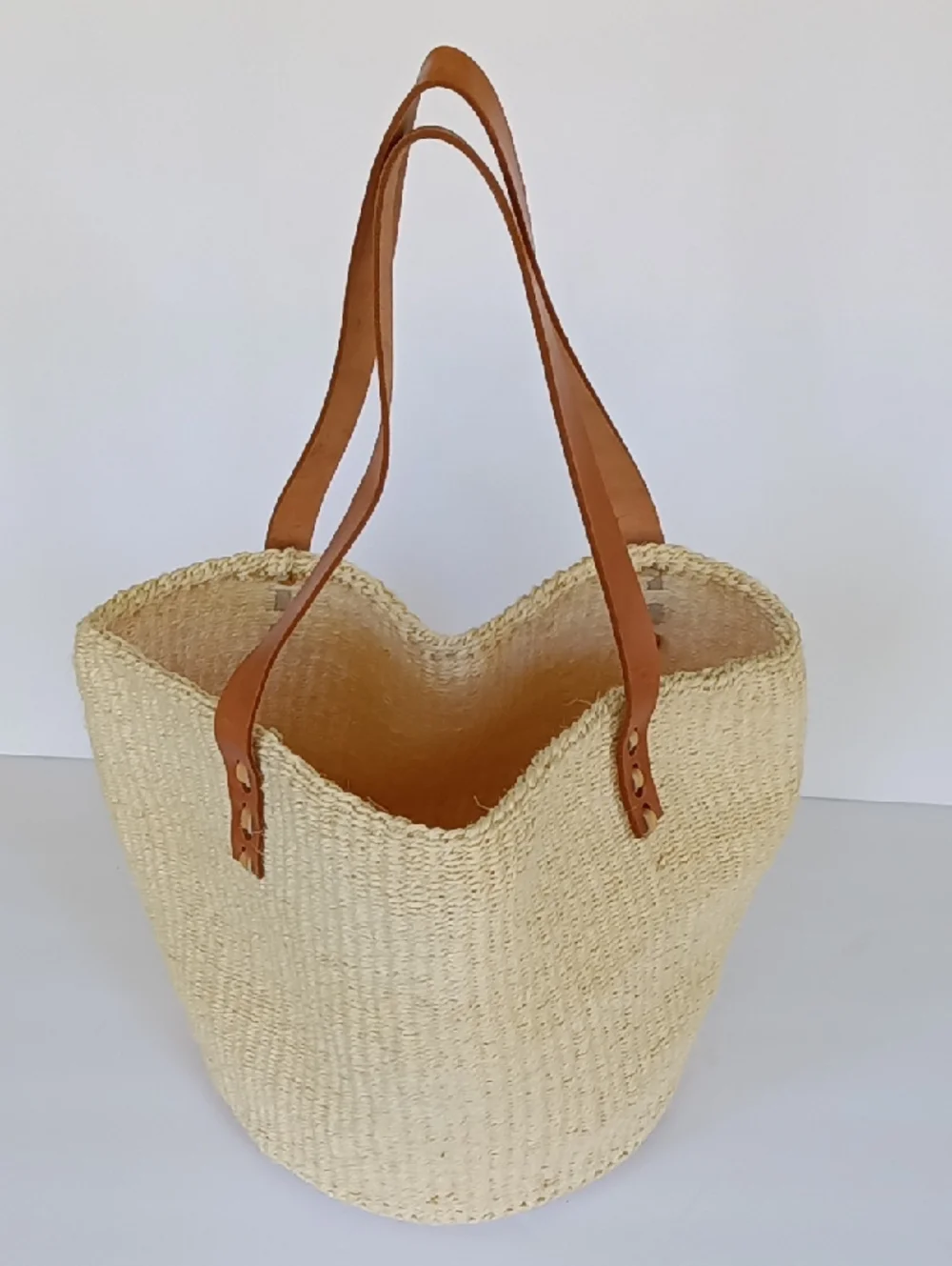 Handwoven Sisal Kenyan Kiondo Market Basket Bag Leather Handles