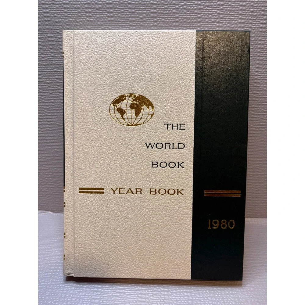 The‎ 1980 World Book Year Book Review of Events of 1979 Vintage Hardcover Cream