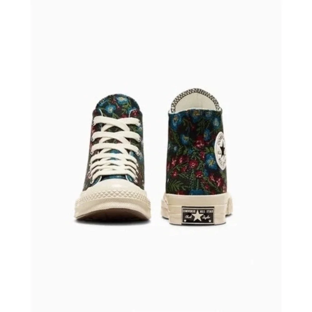 Converse size women