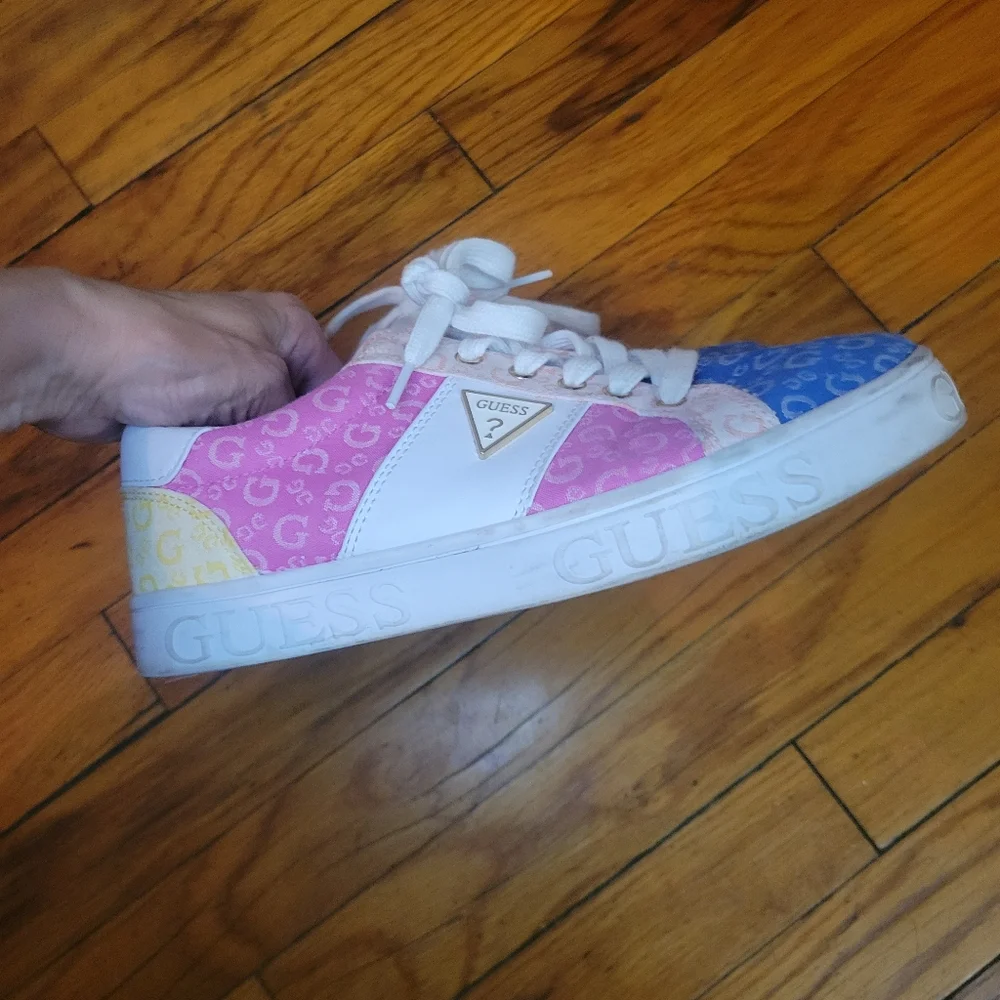 Y2K Guess Logo Patchwork' Sneakers‎ in Pink/Blue/Yellow EUC 90's Fashion Urban
