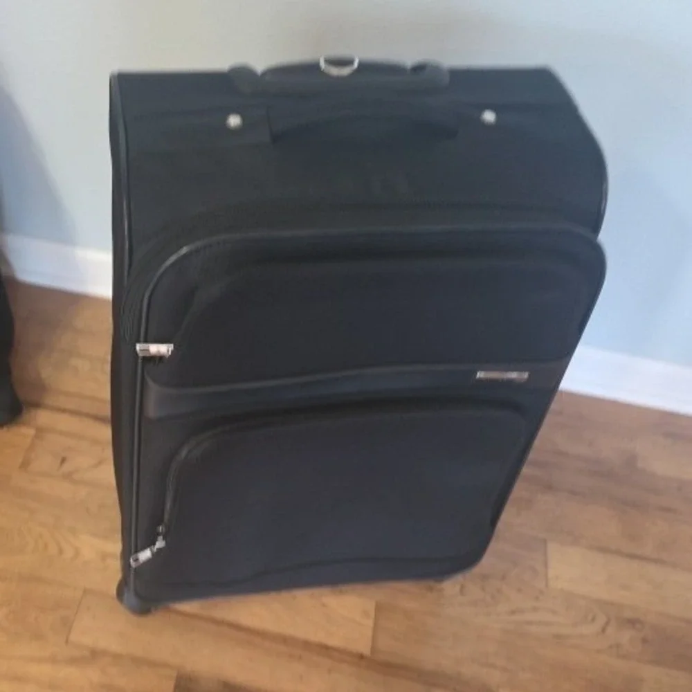 Samsonite softshell spinner