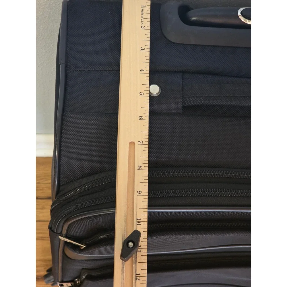 Samsonite softshell spinner