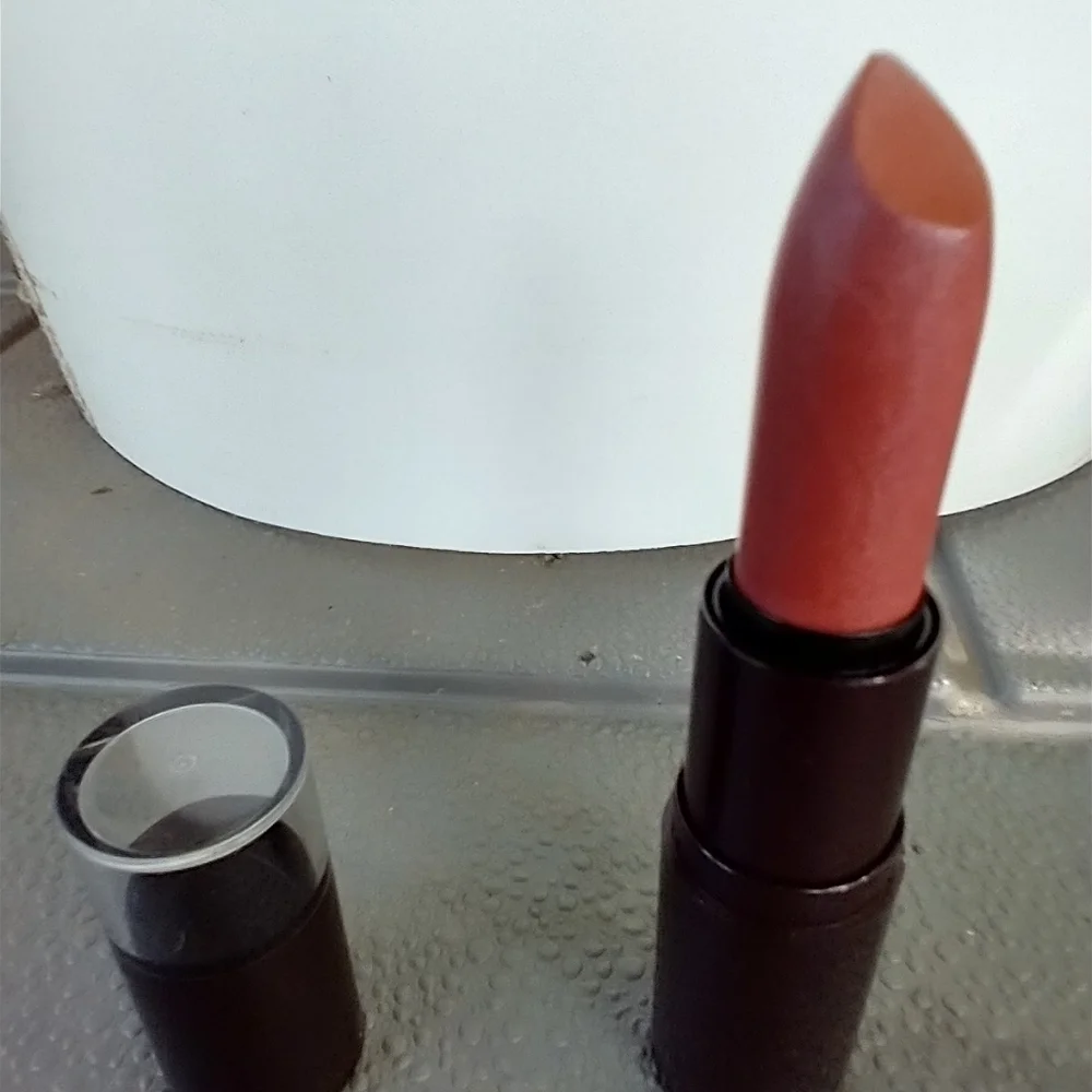 Mineral power by Maybelline 600 terracotta lipstic