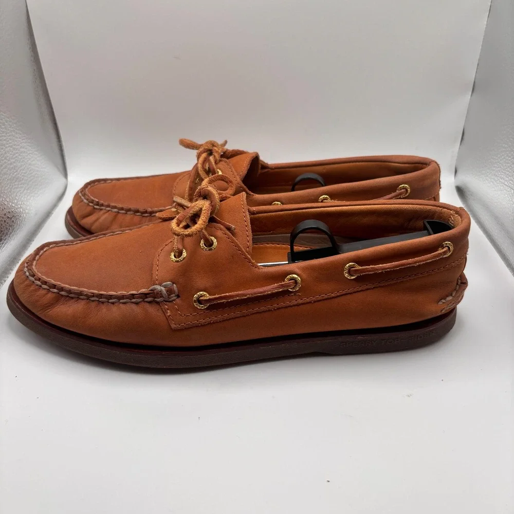 Sperry classic two