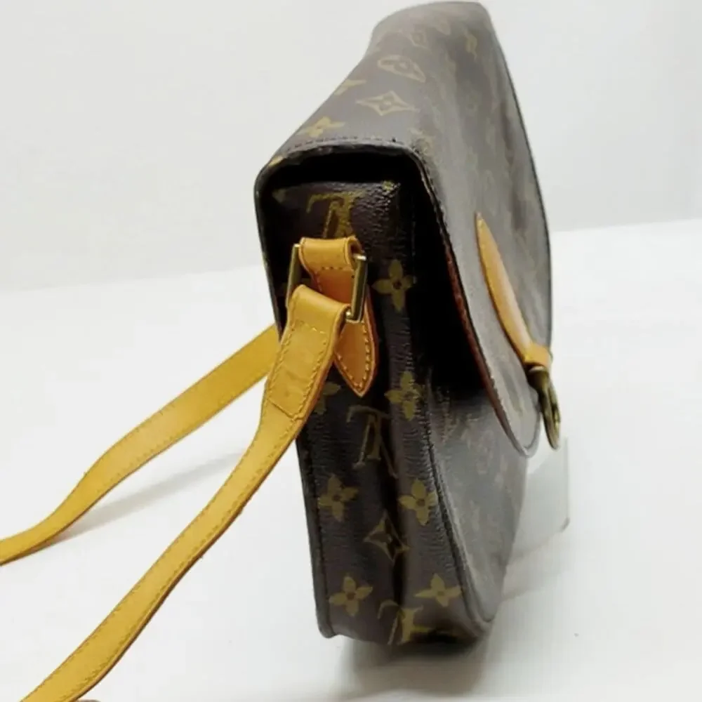 ⭐🔥AUTHENTIC🔥⭐ Louis Vuitton SAINT CLOUD GM Crossbody