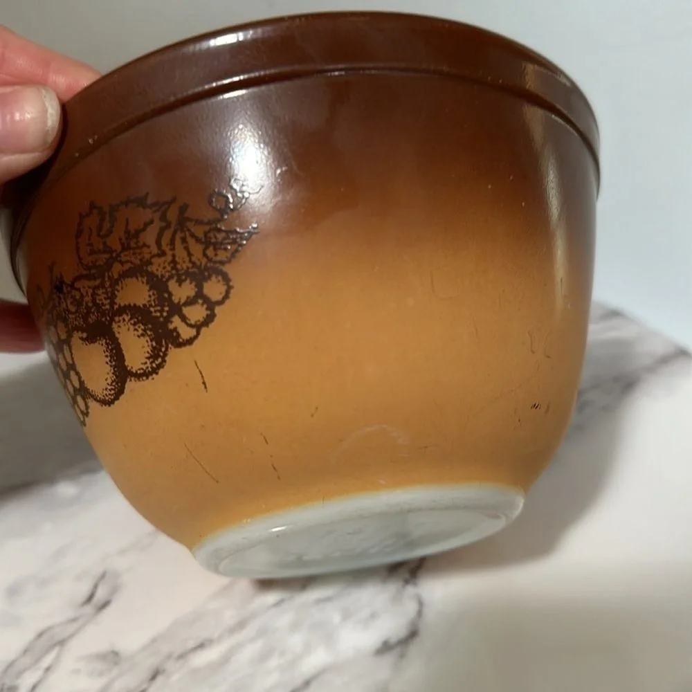 Pyrex vintage ceramic