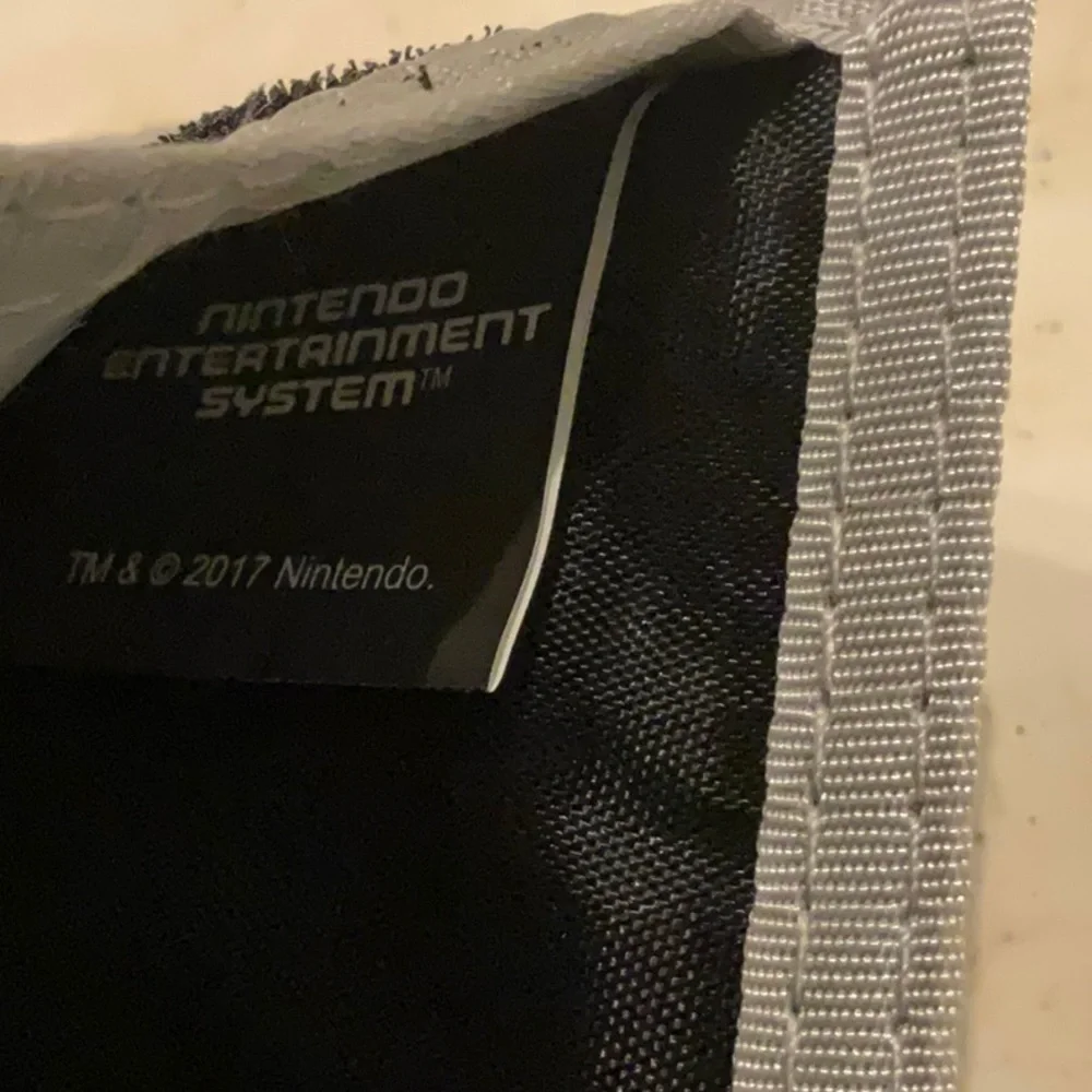 Nintendo wallet men’s