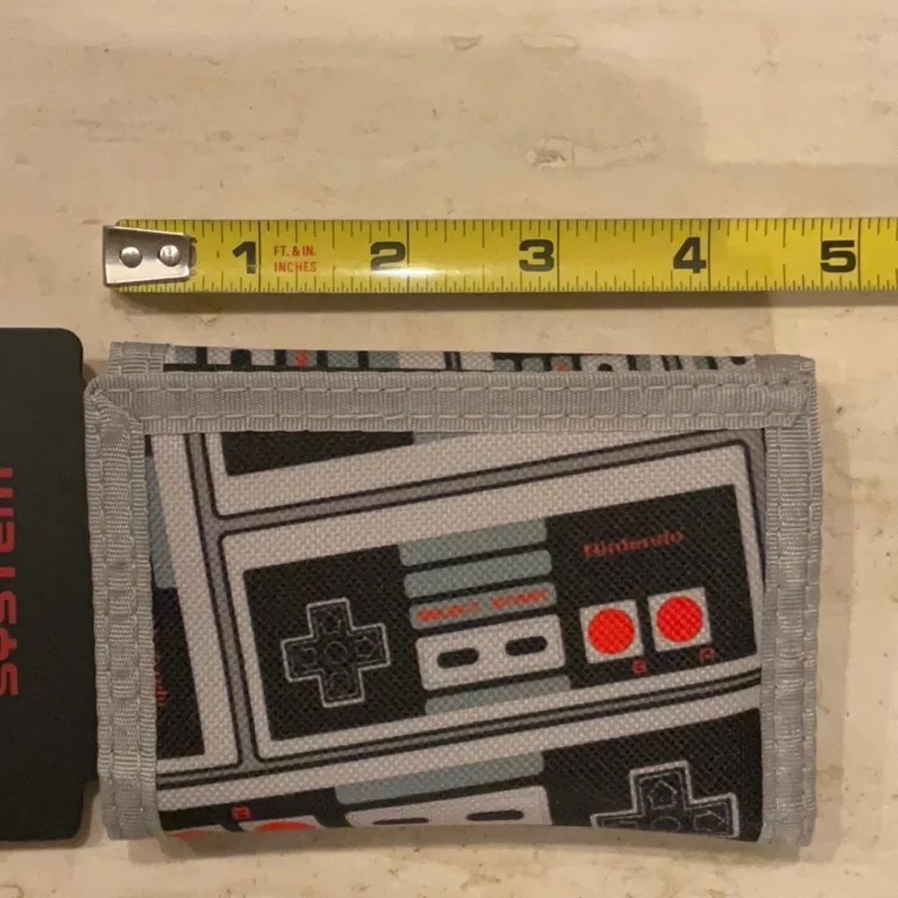 Nintendo wallet men’s
