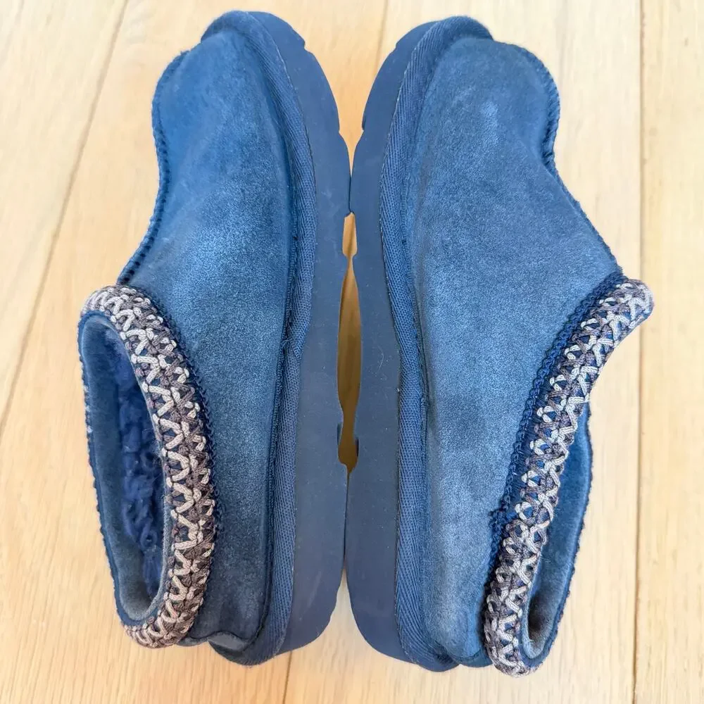 UGG classic tasman