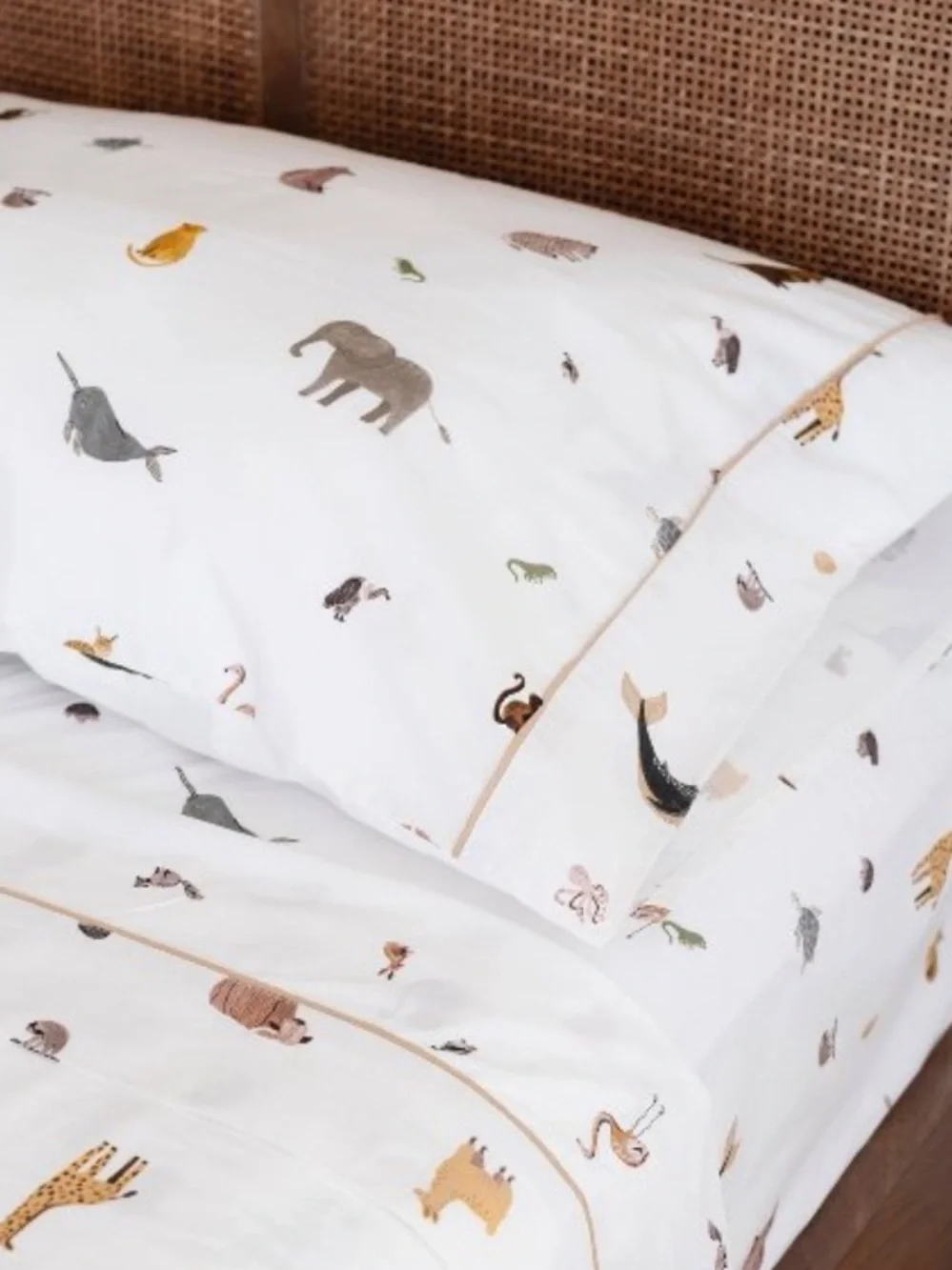GATHRE NWT Menagerie Zoo Animals Sheet Set -Full