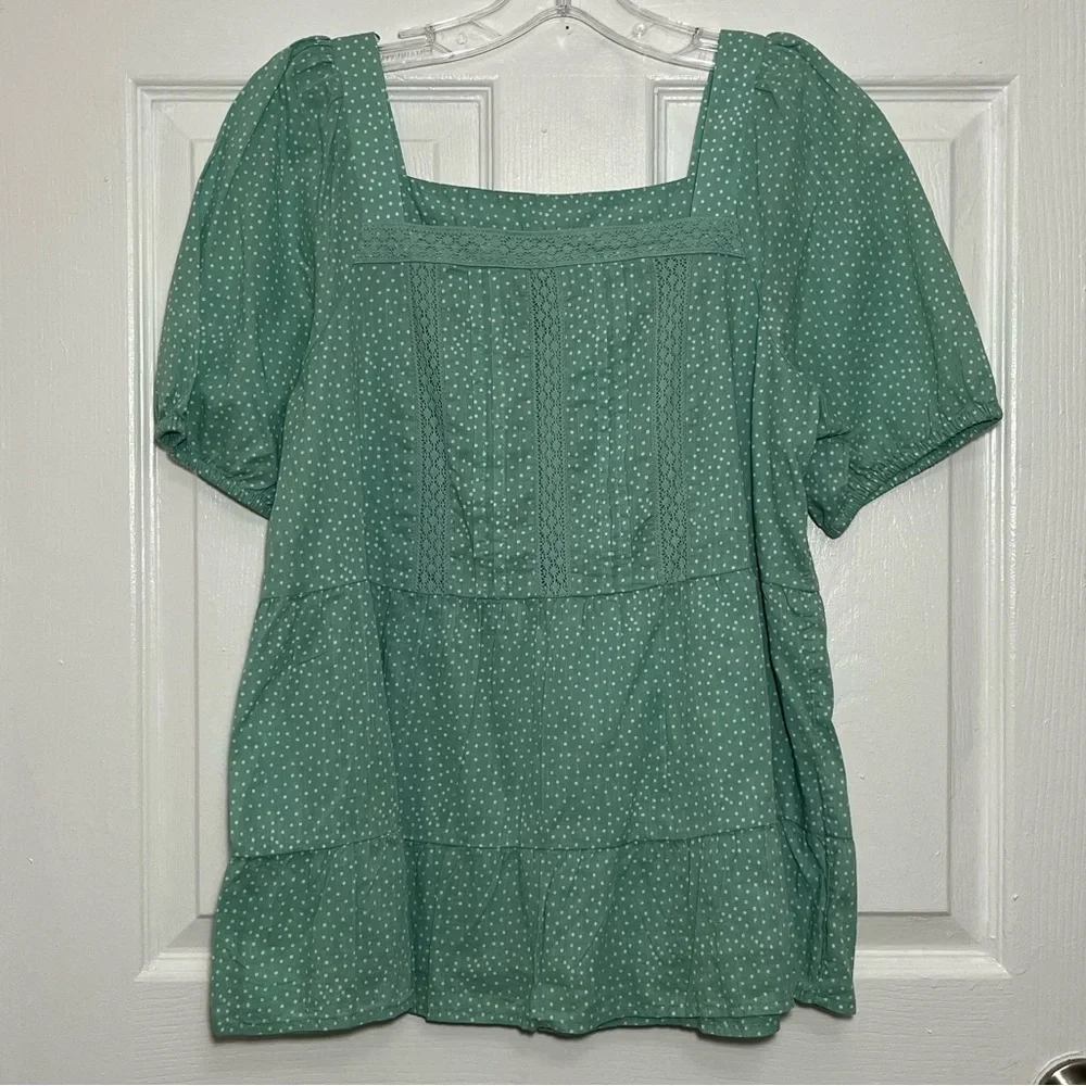 NWT LOFT Babydoll Cottage Core Green Square Neckline Puff Sleeve Green Top