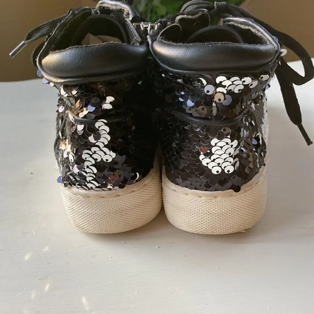 kidpik black sequins